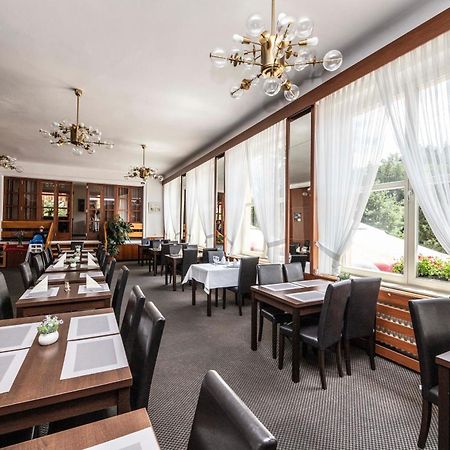 Parkhotel Skalni Mesto Jicin Luaran gambar