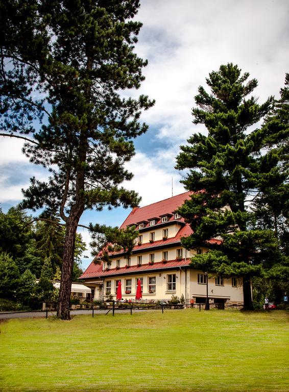 Parkhotel Skalni Mesto Jicin Luaran gambar